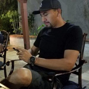 Meet your Posher, Martinez